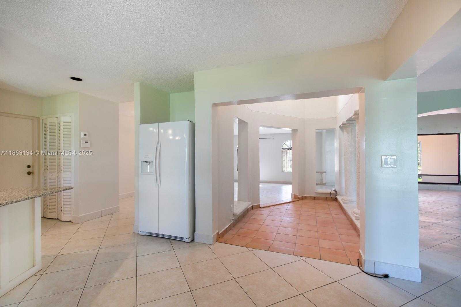 Small Image of 161 SOUTH WEST 129TH AVE, Miami Number 18
