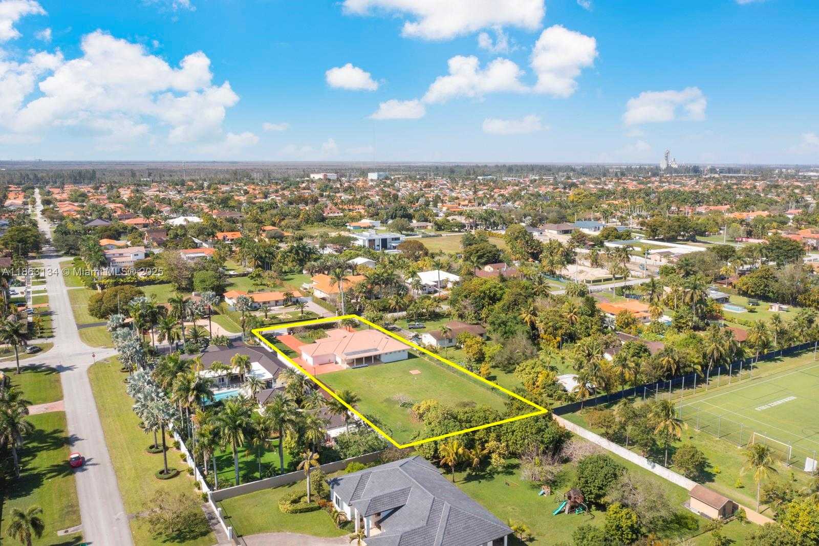 Small Image of 161 SOUTH WEST 129TH AVE, Miami Number 34