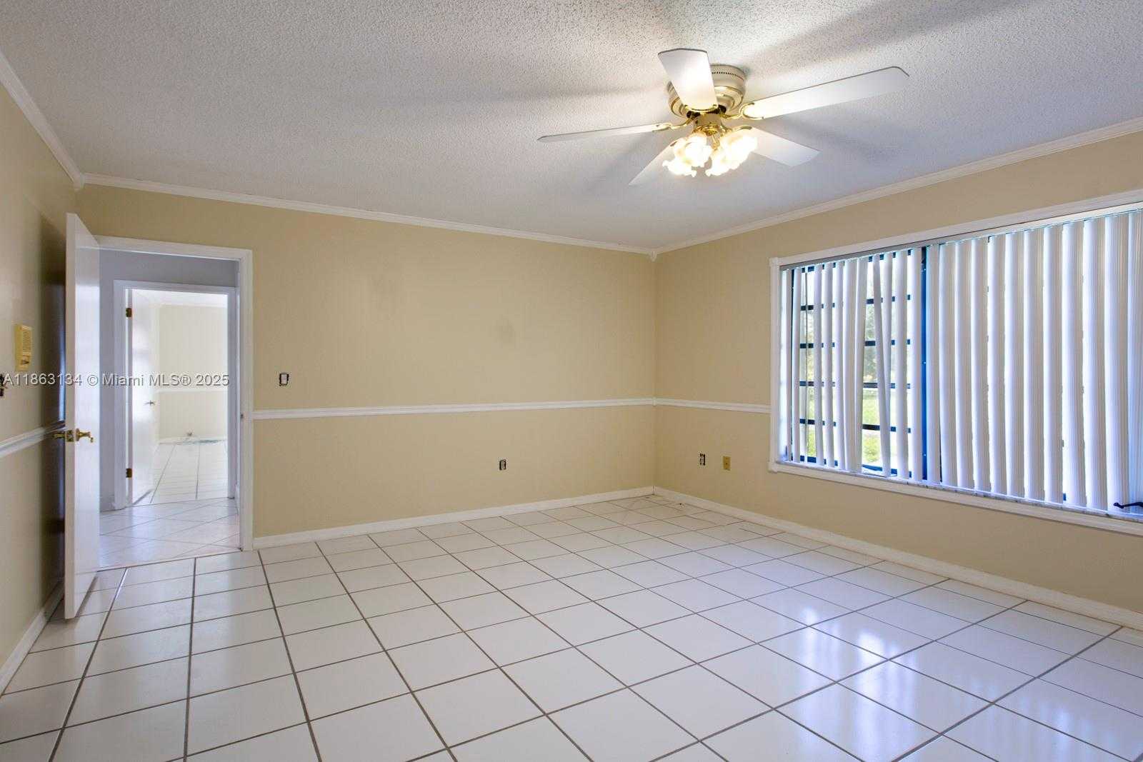 Small Image of 161 SOUTH WEST 129TH AVE, Miami Number 39