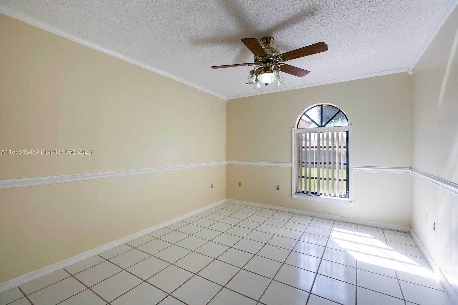 Small Image of 161 SOUTH WEST 129TH AVE, Miami Number 43