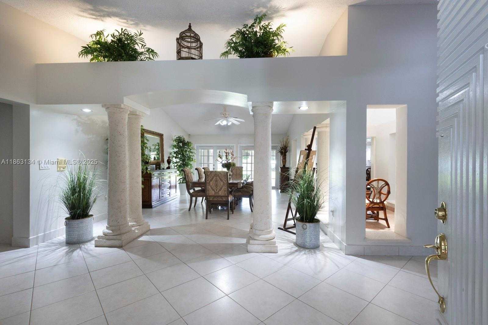 Small Image of 161 SOUTH WEST 129TH AVE, Miami Number 47