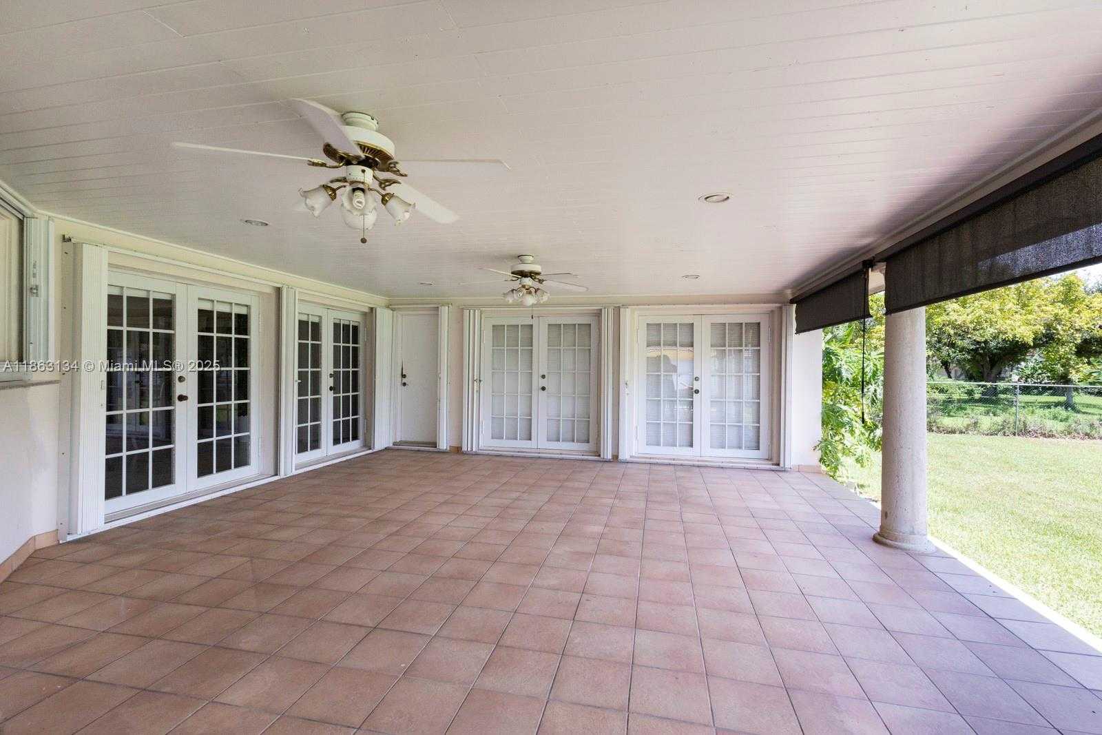 Small Image of 161 SOUTH WEST 129TH AVE, Miami Number 52