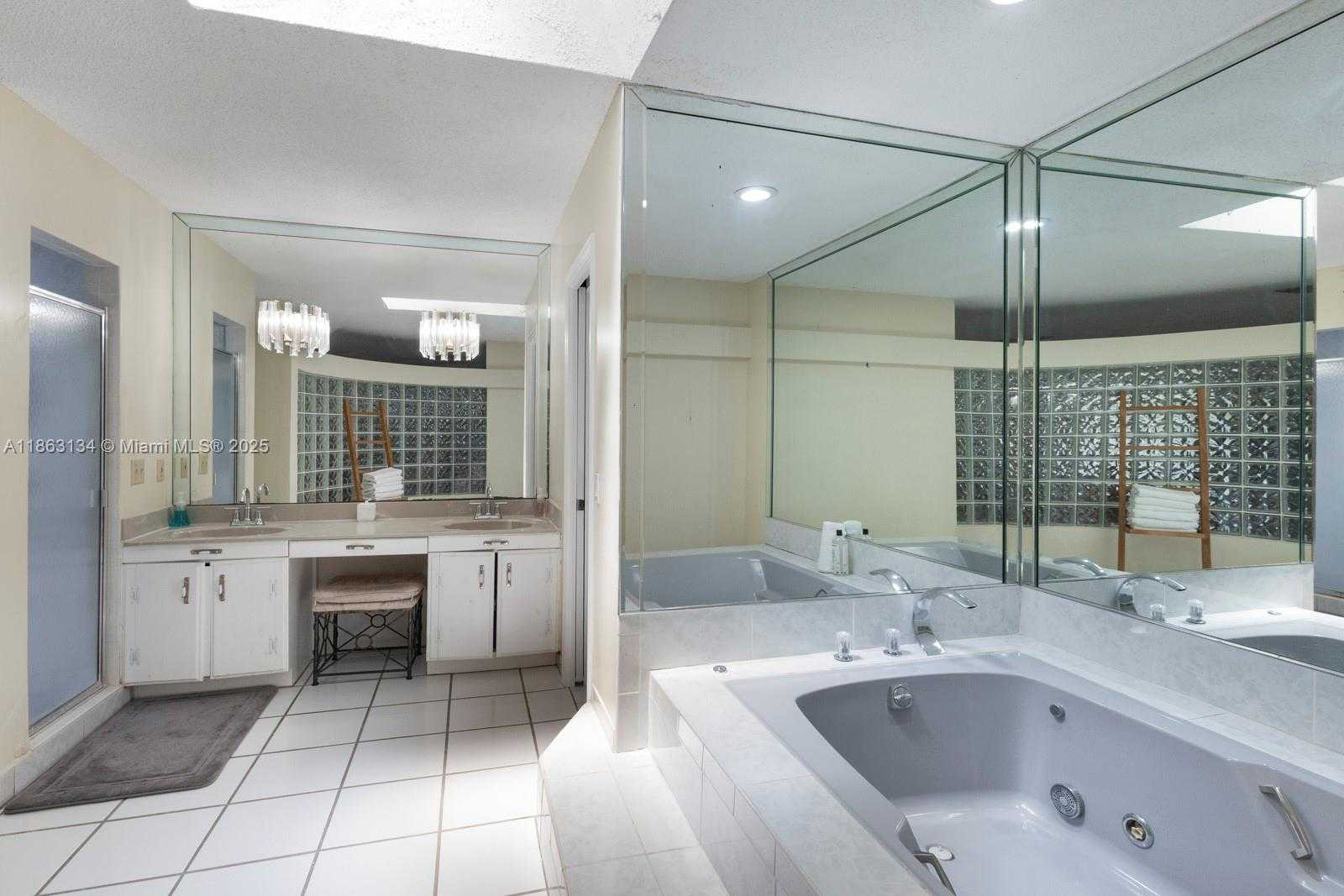 Small Image of 161 SOUTH WEST 129TH AVE, Miami Number 57