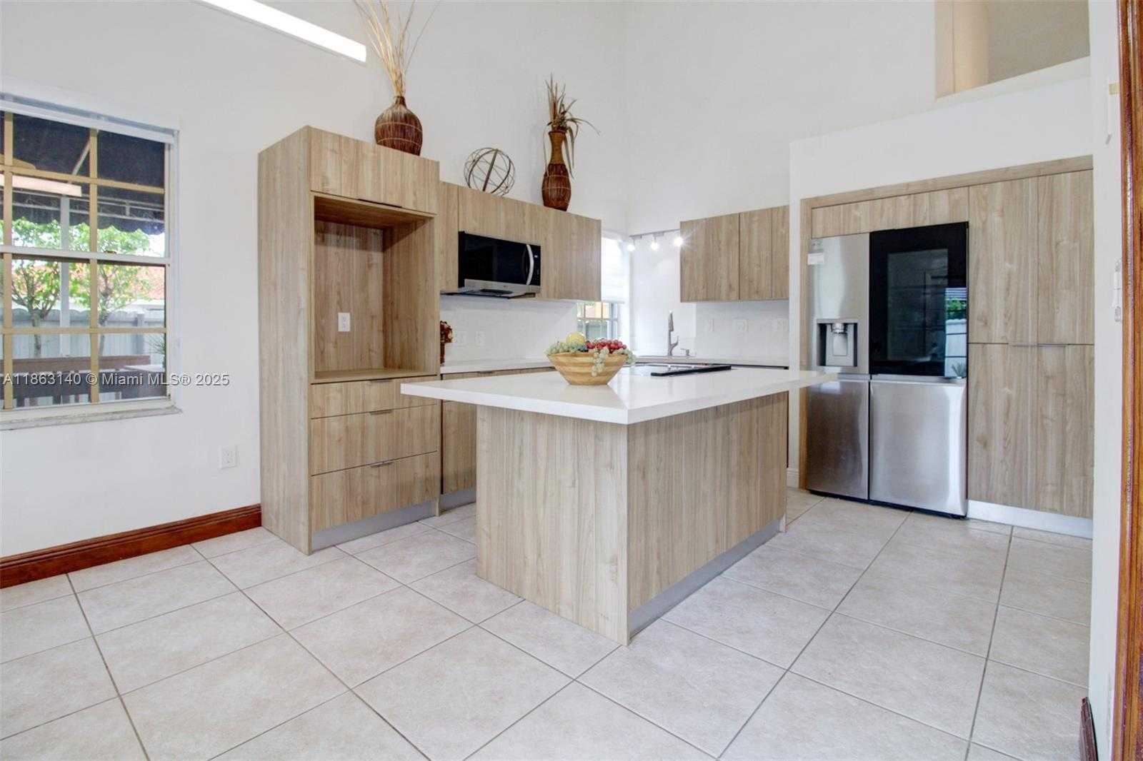Small Image of 12370 SOUTH WEST 96TH ST, Miami Number 11