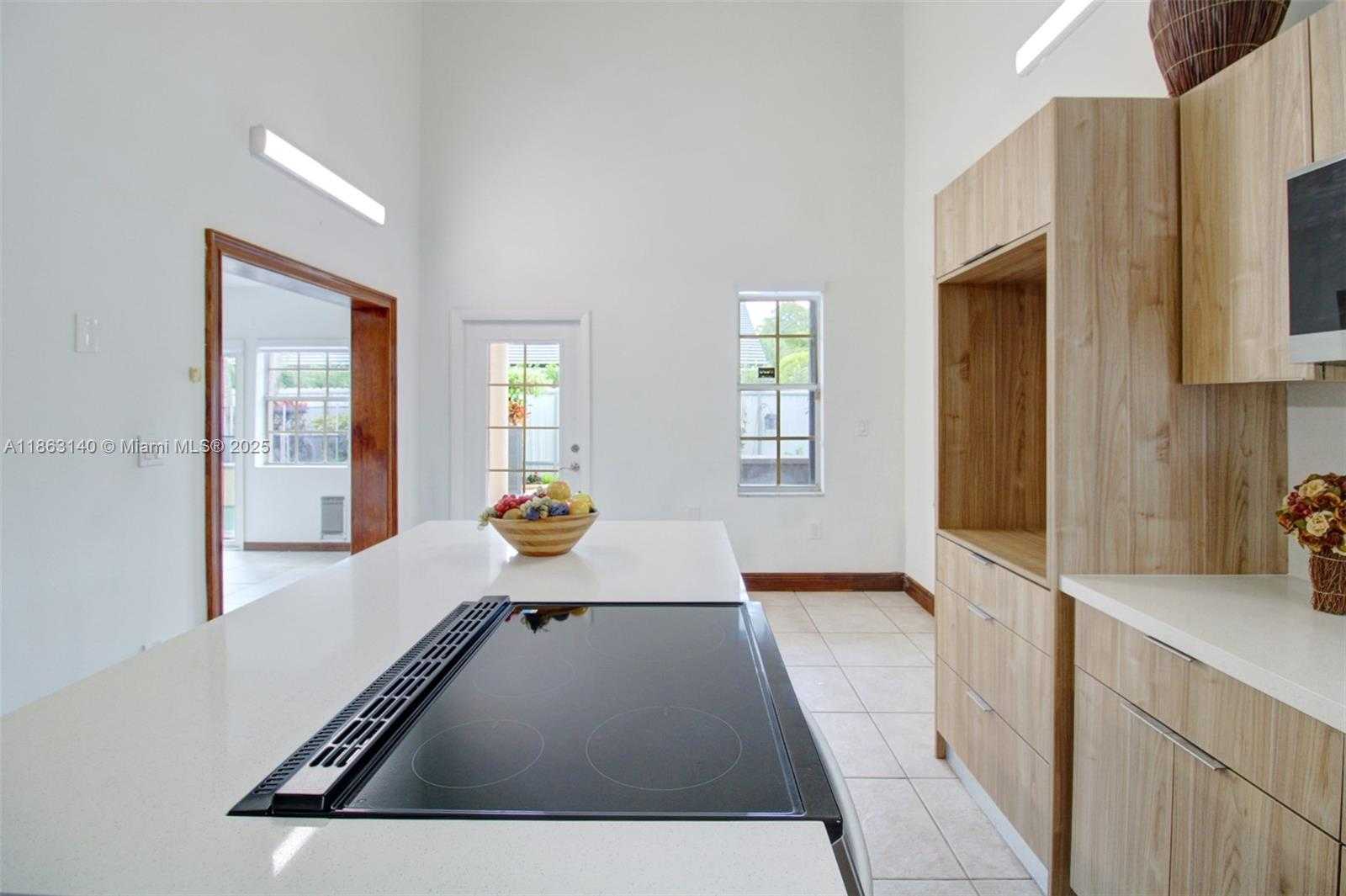 Small Image of 12370 SOUTH WEST 96TH ST, Miami Number 18