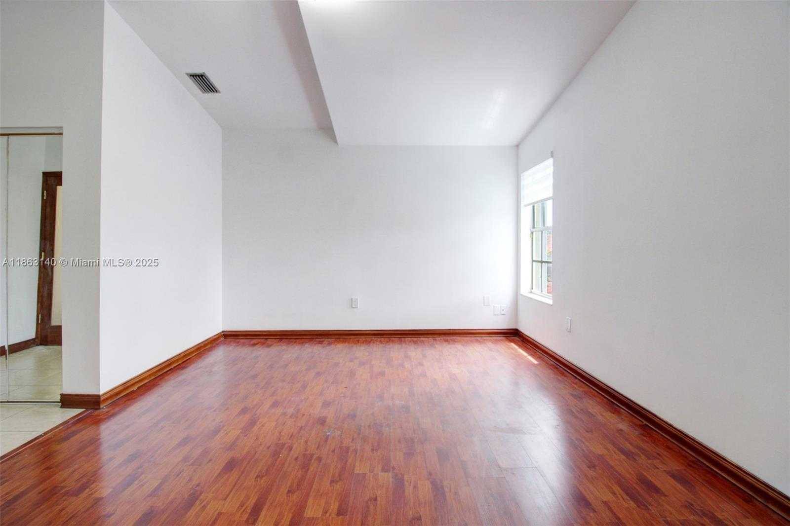 Small Image of 12370 SOUTH WEST 96TH ST, Miami Number 20