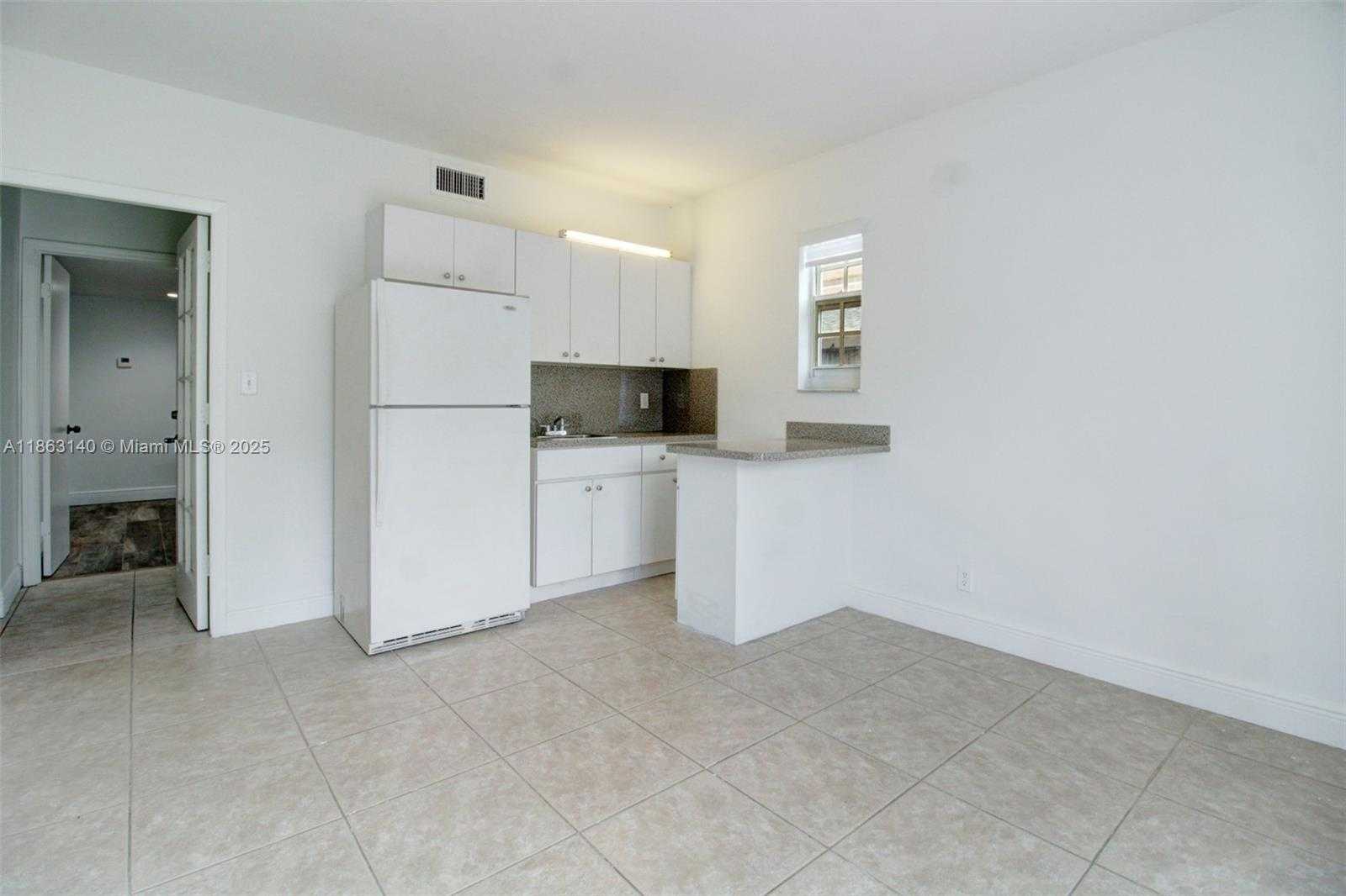 Small Image of 12370 SOUTH WEST 96TH ST, Miami Number 32