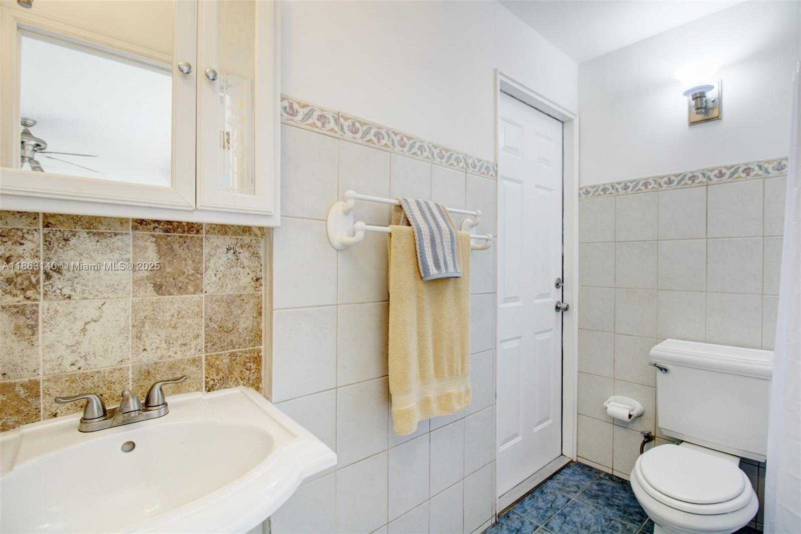 Small Image of 12370 SOUTH WEST 96TH ST, Miami Number 38