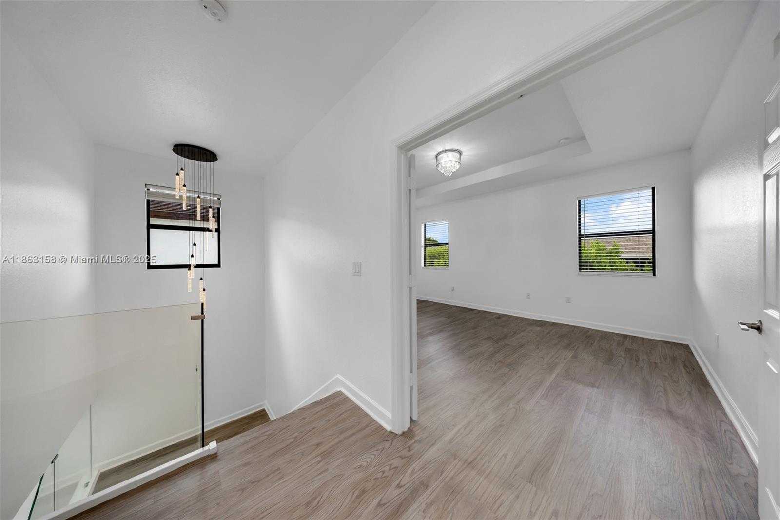 Small Image of 268 NORTH EAST 210TH WAY, Miami Number 25
