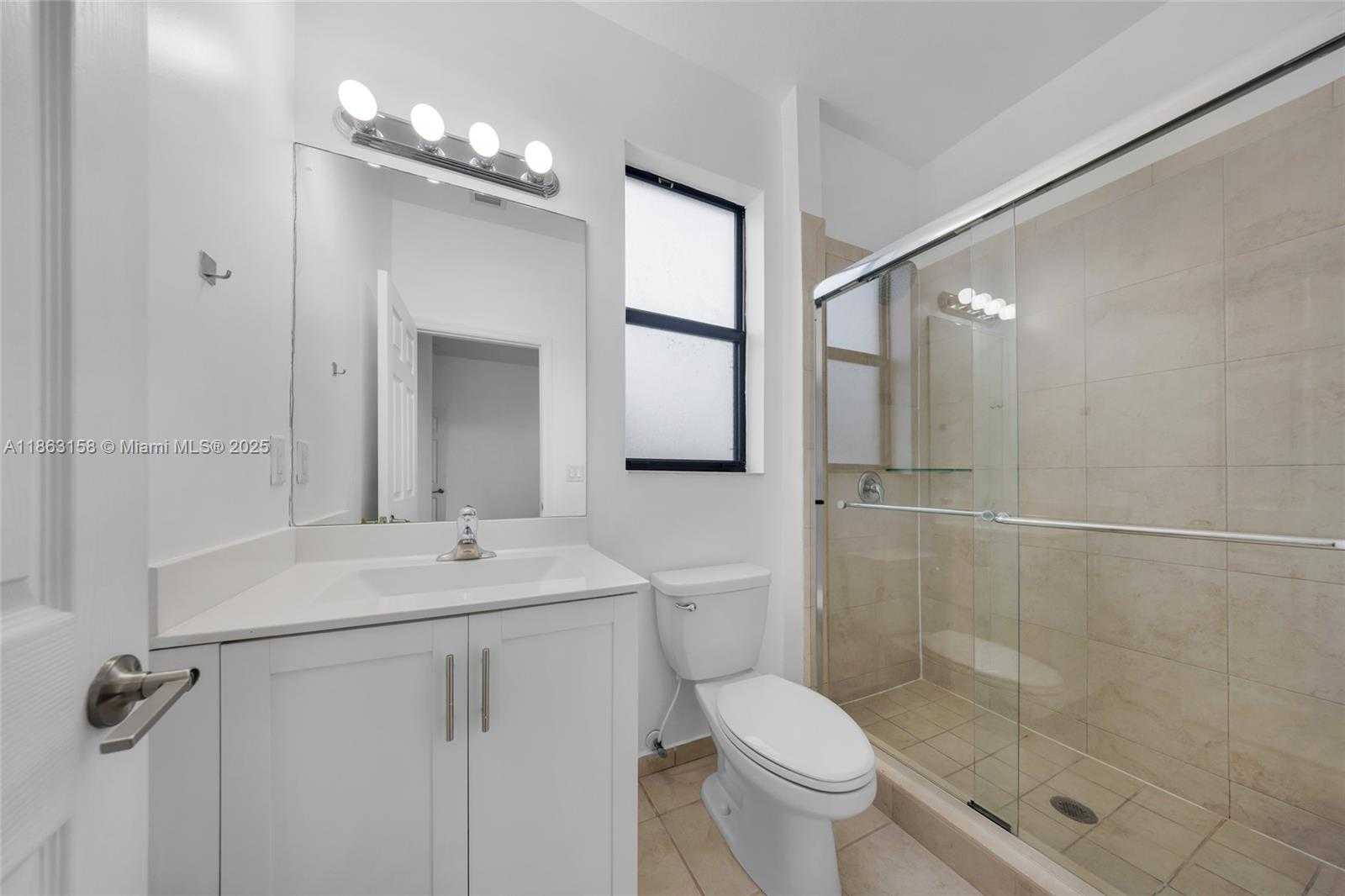 Small Image of 268 NORTH EAST 210TH WAY, Miami Number 46