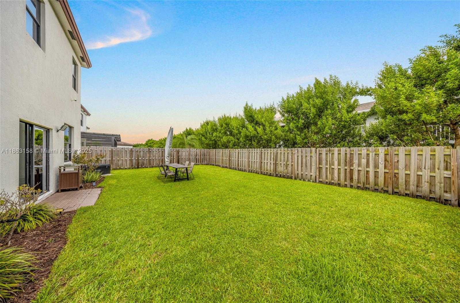 Small Image of 268 NORTH EAST 210TH WAY, Miami Number 55