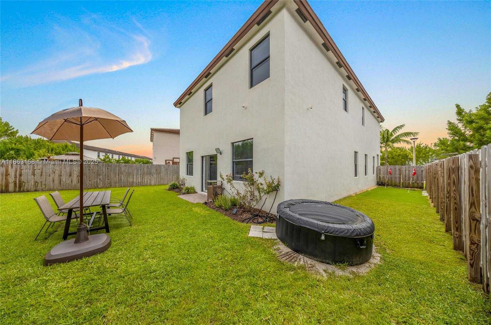 Small Image of 268 NORTH EAST 210TH WAY, Miami Number 62