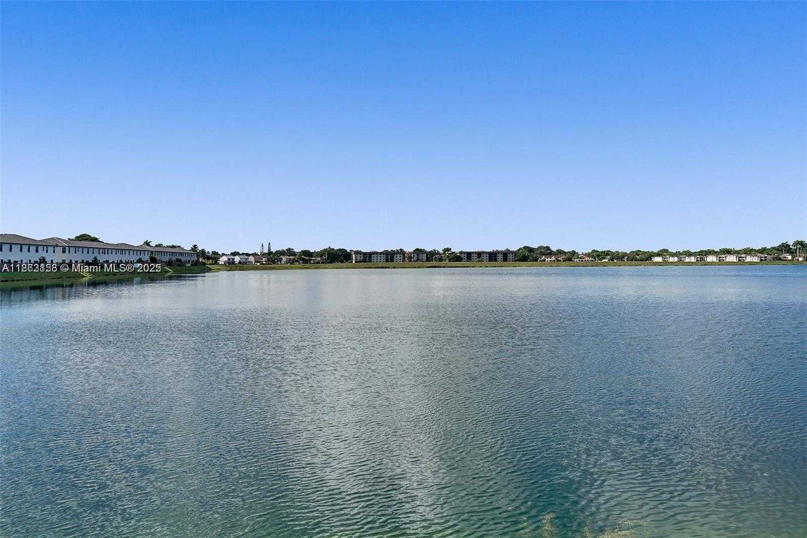 Small Image of 268 NORTH EAST 210TH WAY, Miami Number 79
