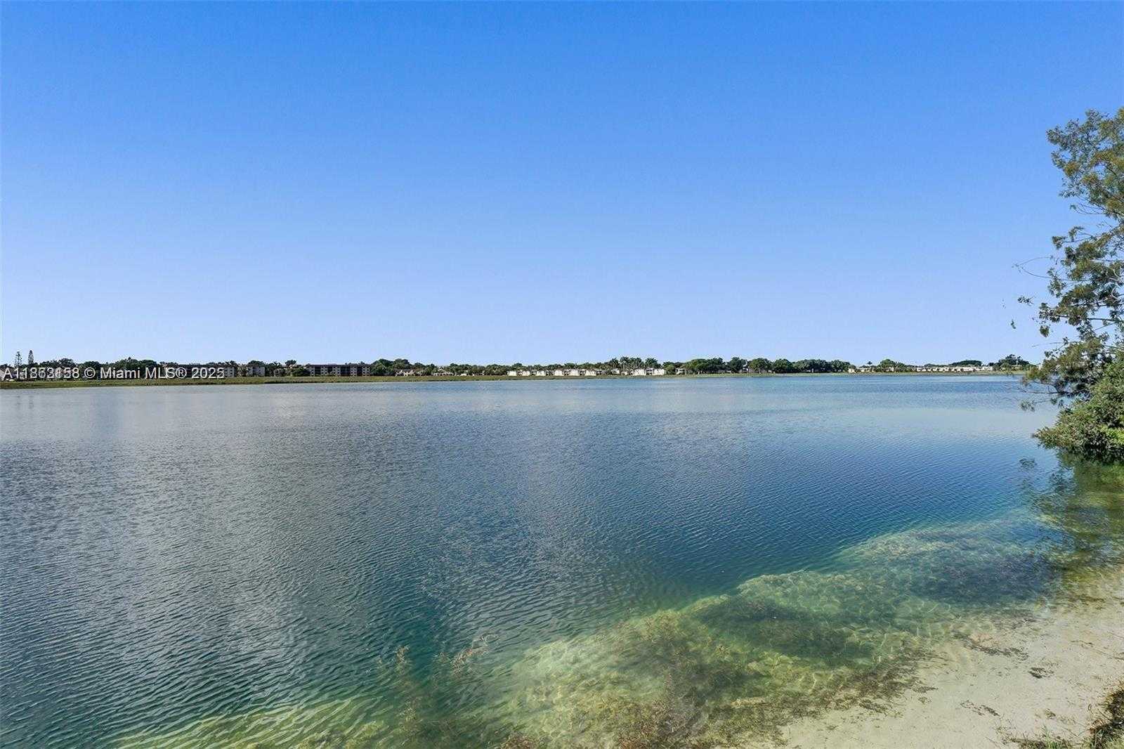 Small Image of 268 NORTH EAST 210TH WAY, Miami Number 80