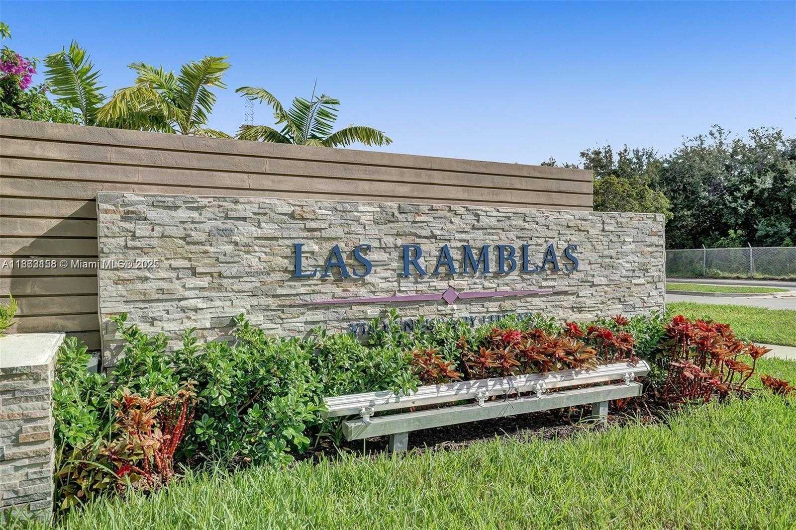Small Image of 268 NORTH EAST 210TH WAY, Miami Number 86