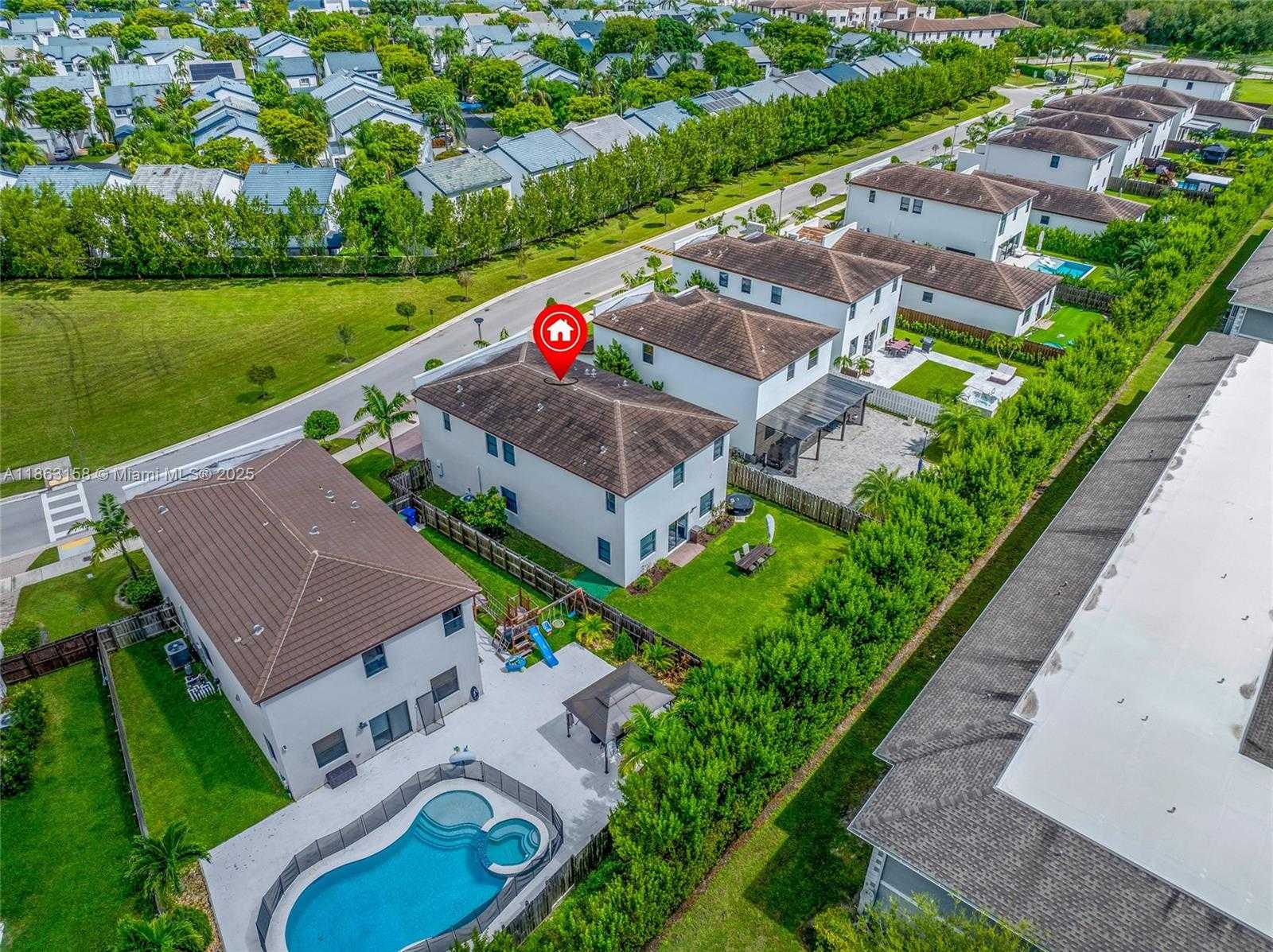 Small Image of 268 NORTH EAST 210TH WAY, Miami Number 88