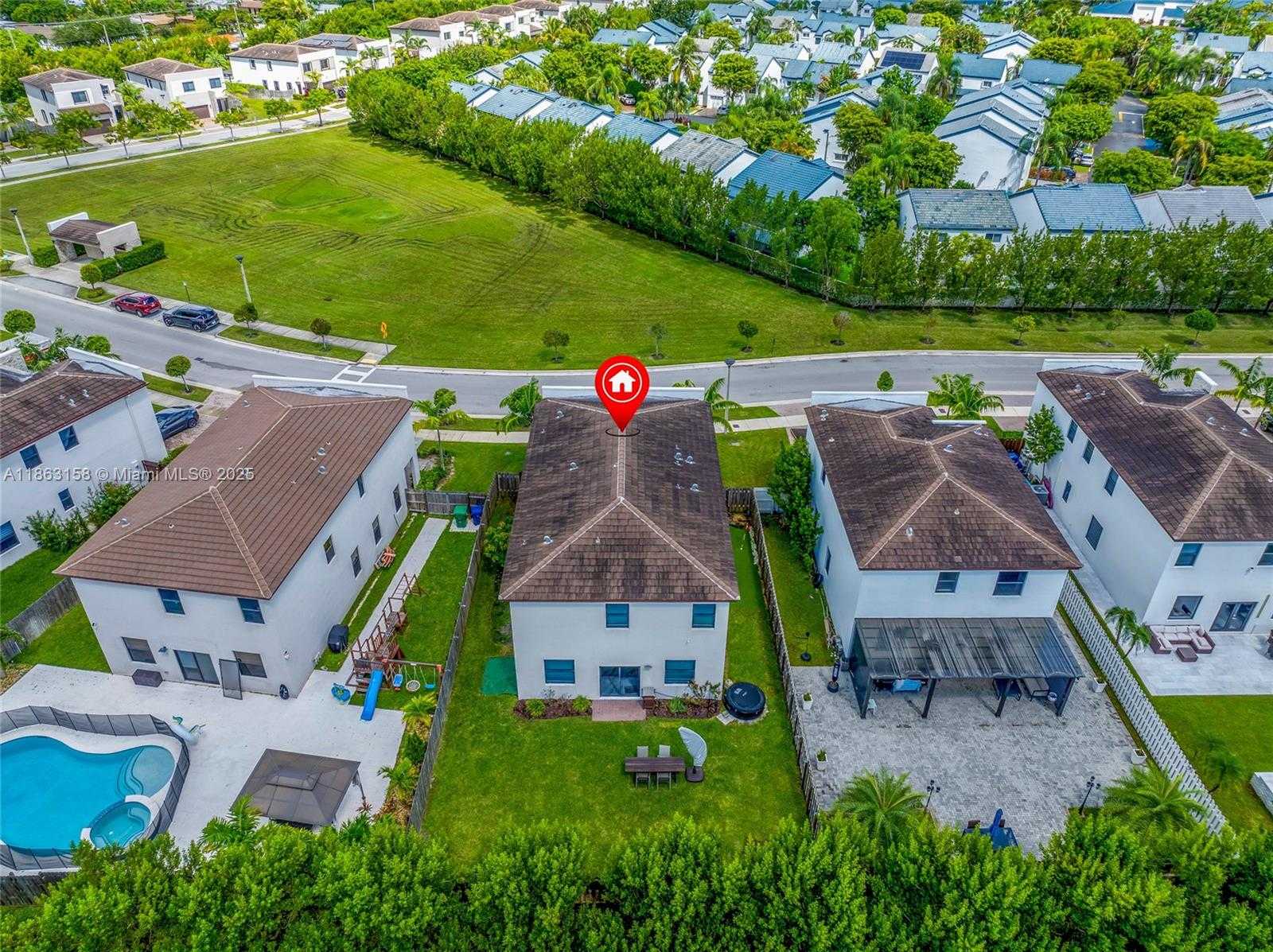 Small Image of 268 NORTH EAST 210TH WAY, Miami Number 90