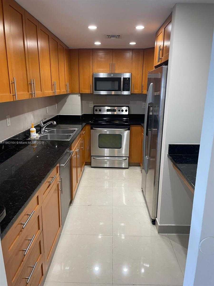 Small Image of 10350 WEST BAY HARBOR DR #9H, Bay Harbor Islands Number 6