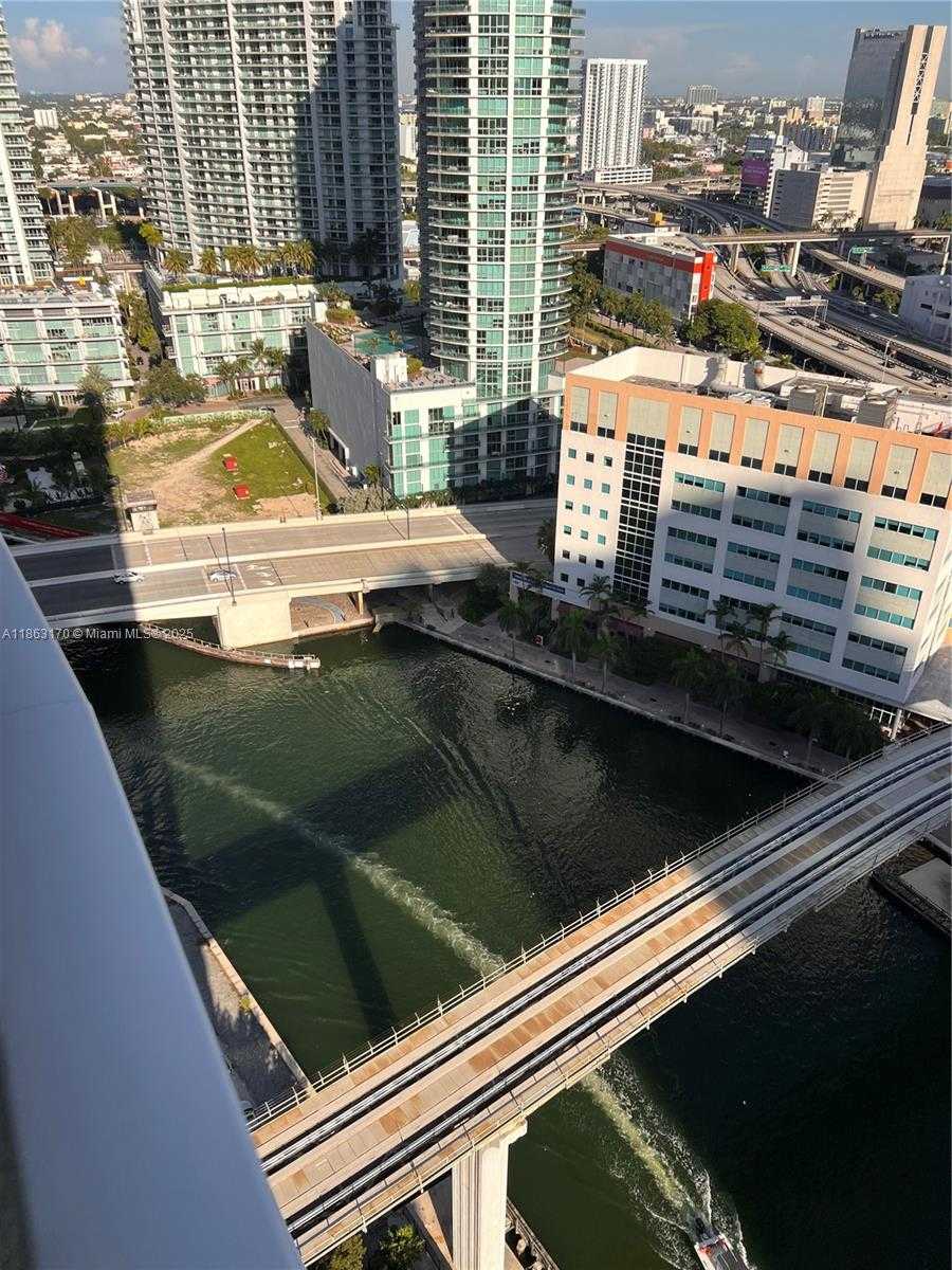 Small Image of 31 SOUTH EAST 5TH ST #2801, Miami Number 12