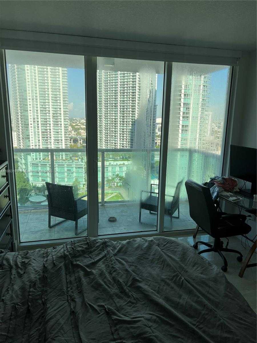 Small Image of 31 SOUTH EAST 5TH ST #2801, Miami Number 18