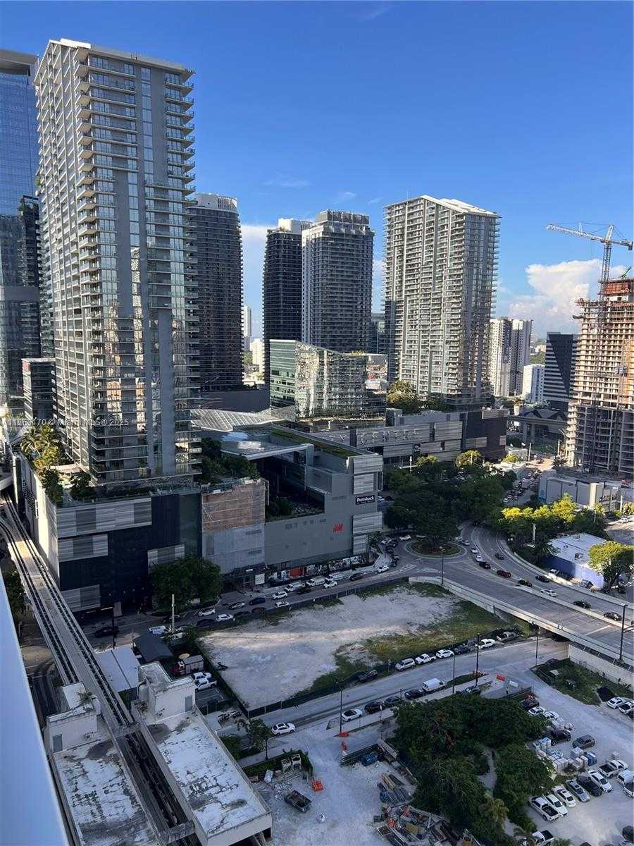 Small Image of 31 SOUTH EAST 5TH ST #2801, Miami Number 23