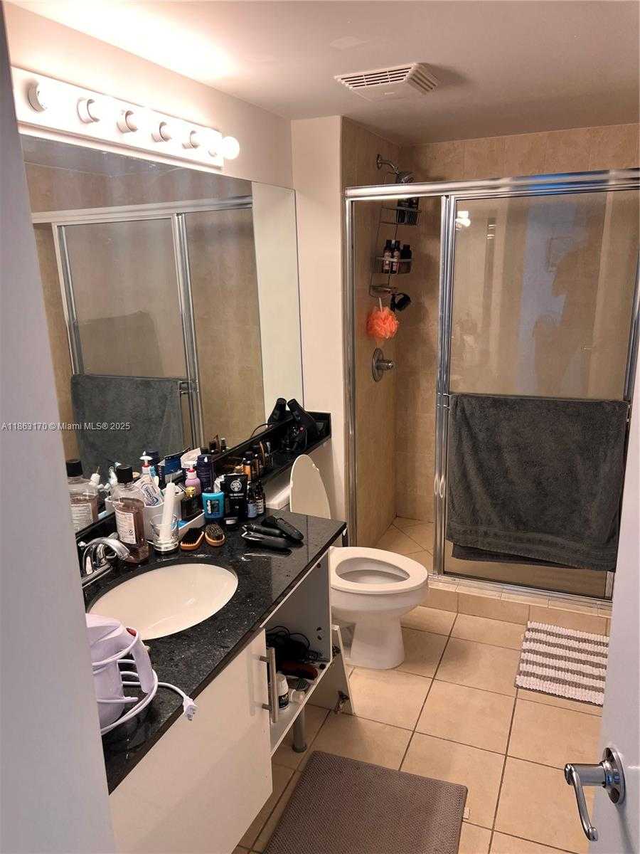 Small Image of 31 SOUTH EAST 5TH ST #2801, Miami Number 31
