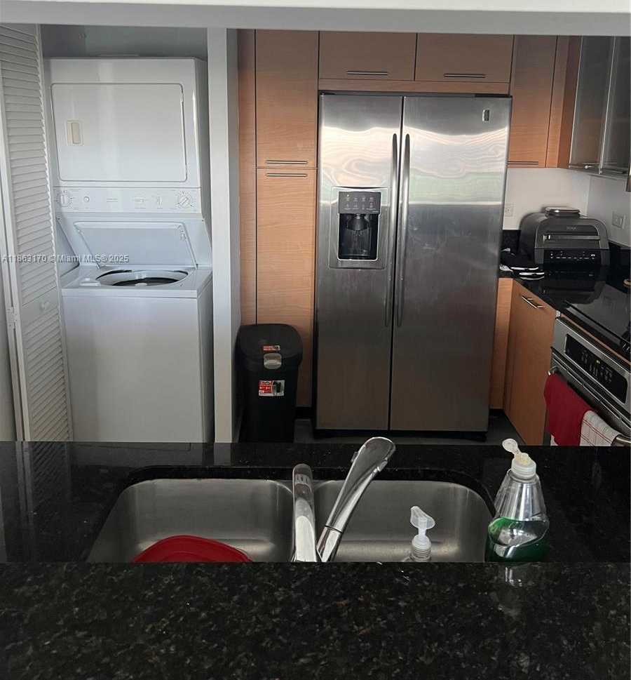 Small Image of 31 SOUTH EAST 5TH ST #2801, Miami Number 5