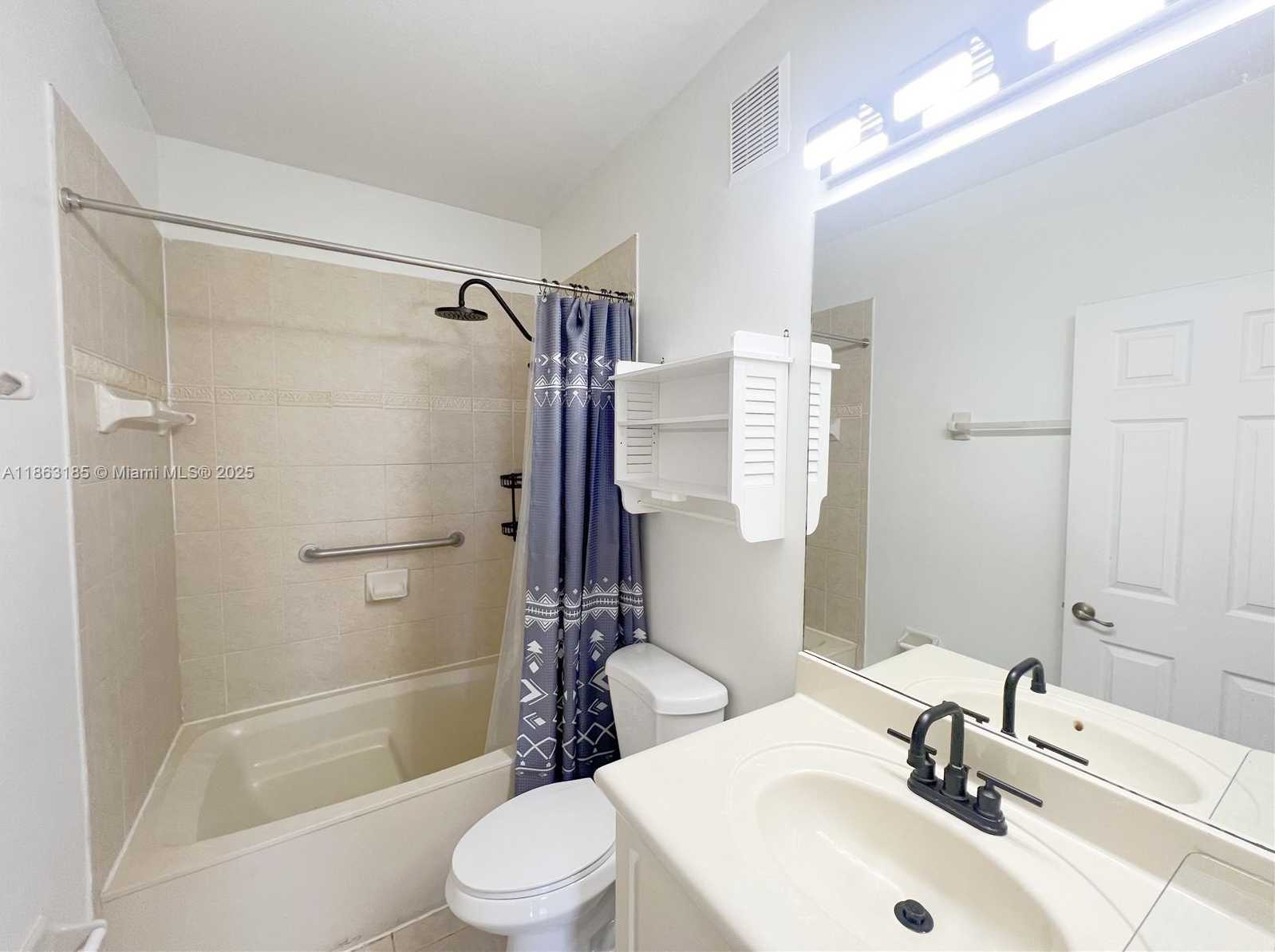 Small Image of 5430 NORTH WEST 107TH AVE #606, Doral Number 14
