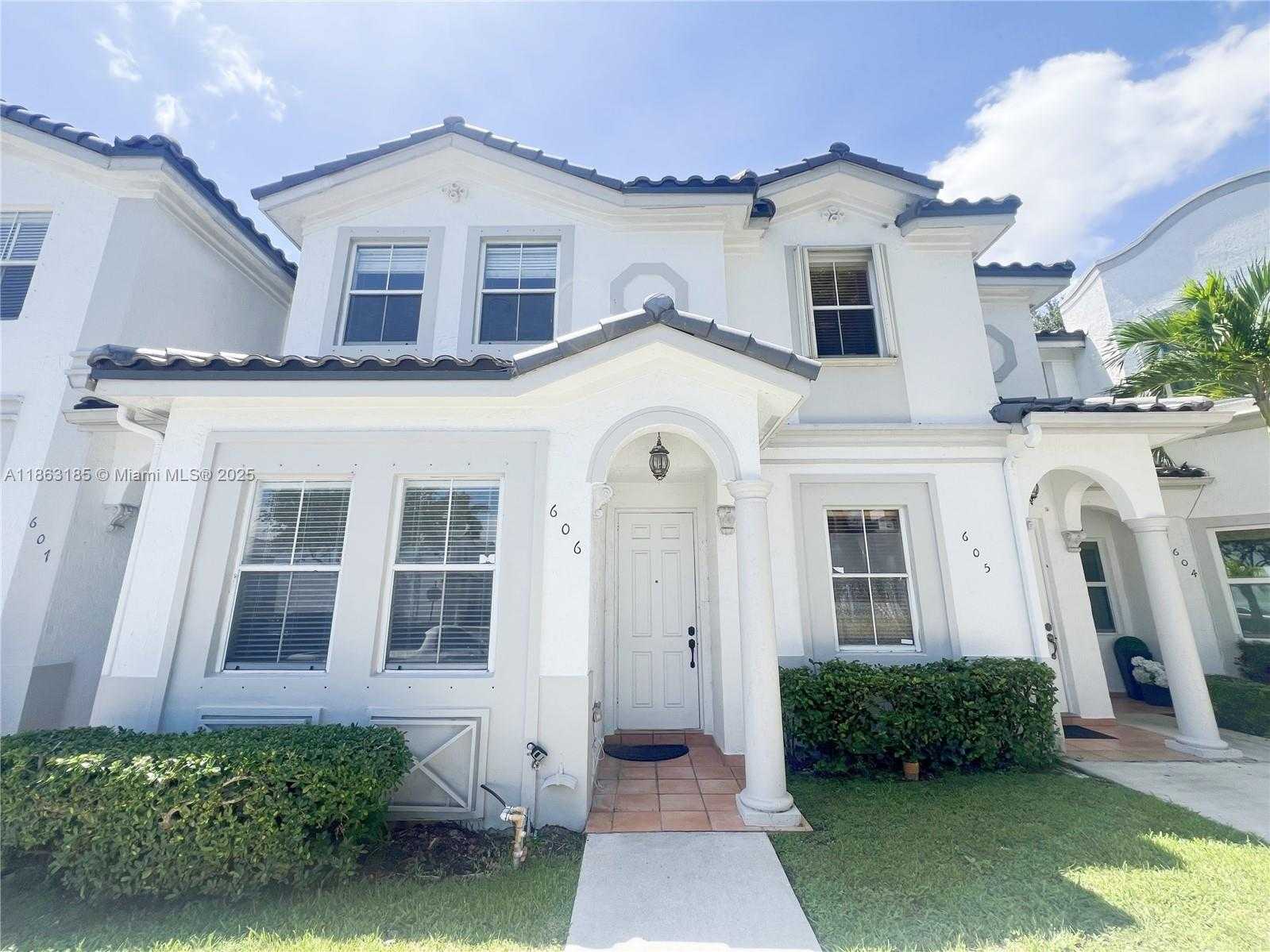 Small Image of 5430 NORTH WEST 107TH AVE #606, Doral Number 2