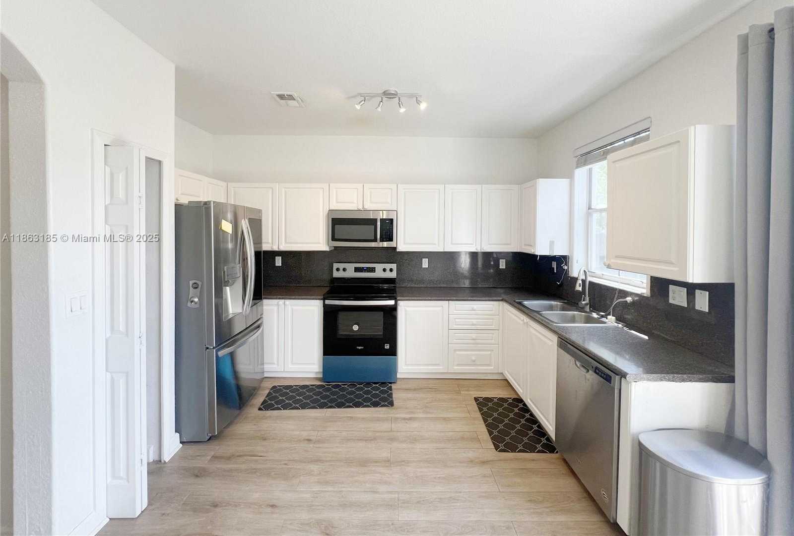 Small Image of 5430 NORTH WEST 107TH AVE #606, Doral Number 9