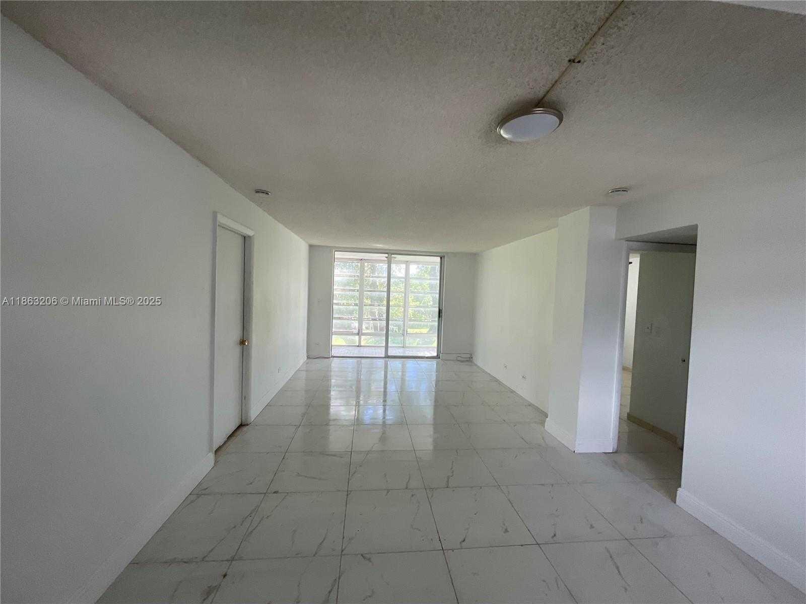 Small Image of 447 NORTH EAST 195TH ST #317, Miami Number 4
