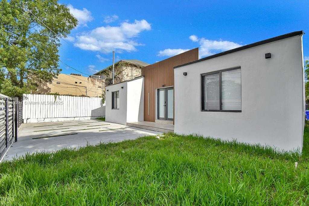Small Image of 187 NORTH WEST 53RD ST, Miami Number 4