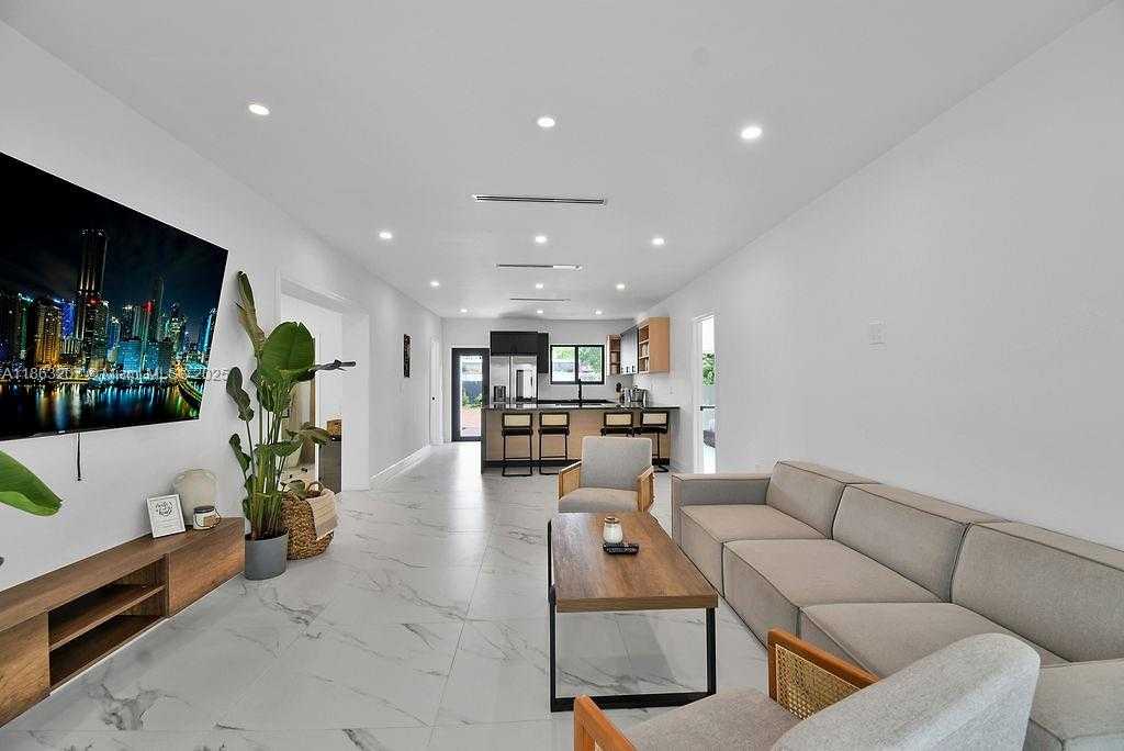 Small Image of 187 NORTH WEST 53RD ST, Miami Number 6
