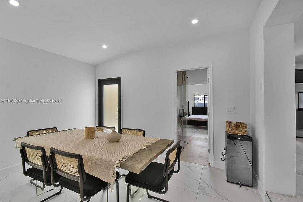 Small Image of 187 NORTH WEST 53RD ST, Miami Number 7