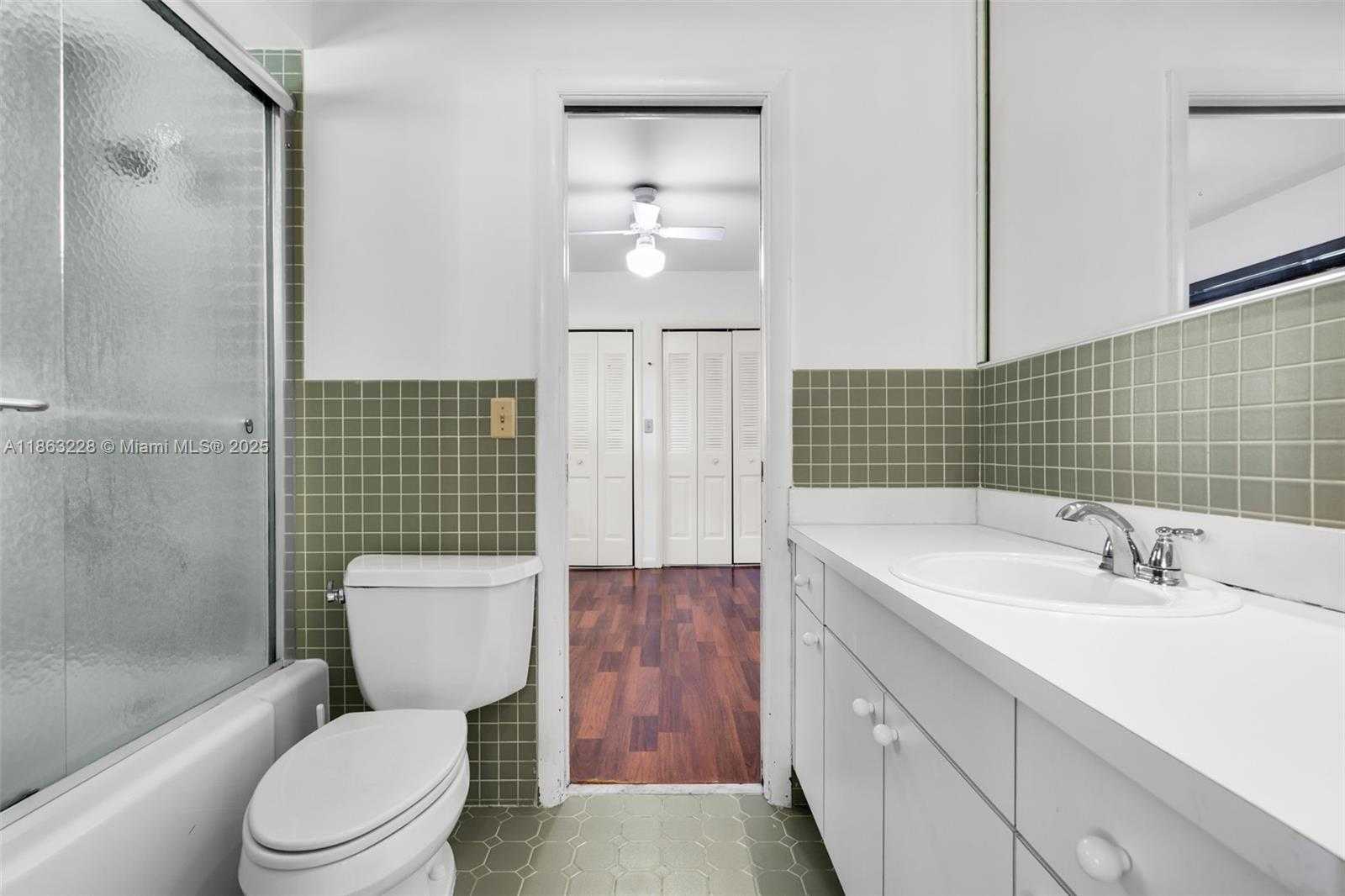 Small Image of 7210 WEST TROON CIR #., Miami Lakes Number 20
