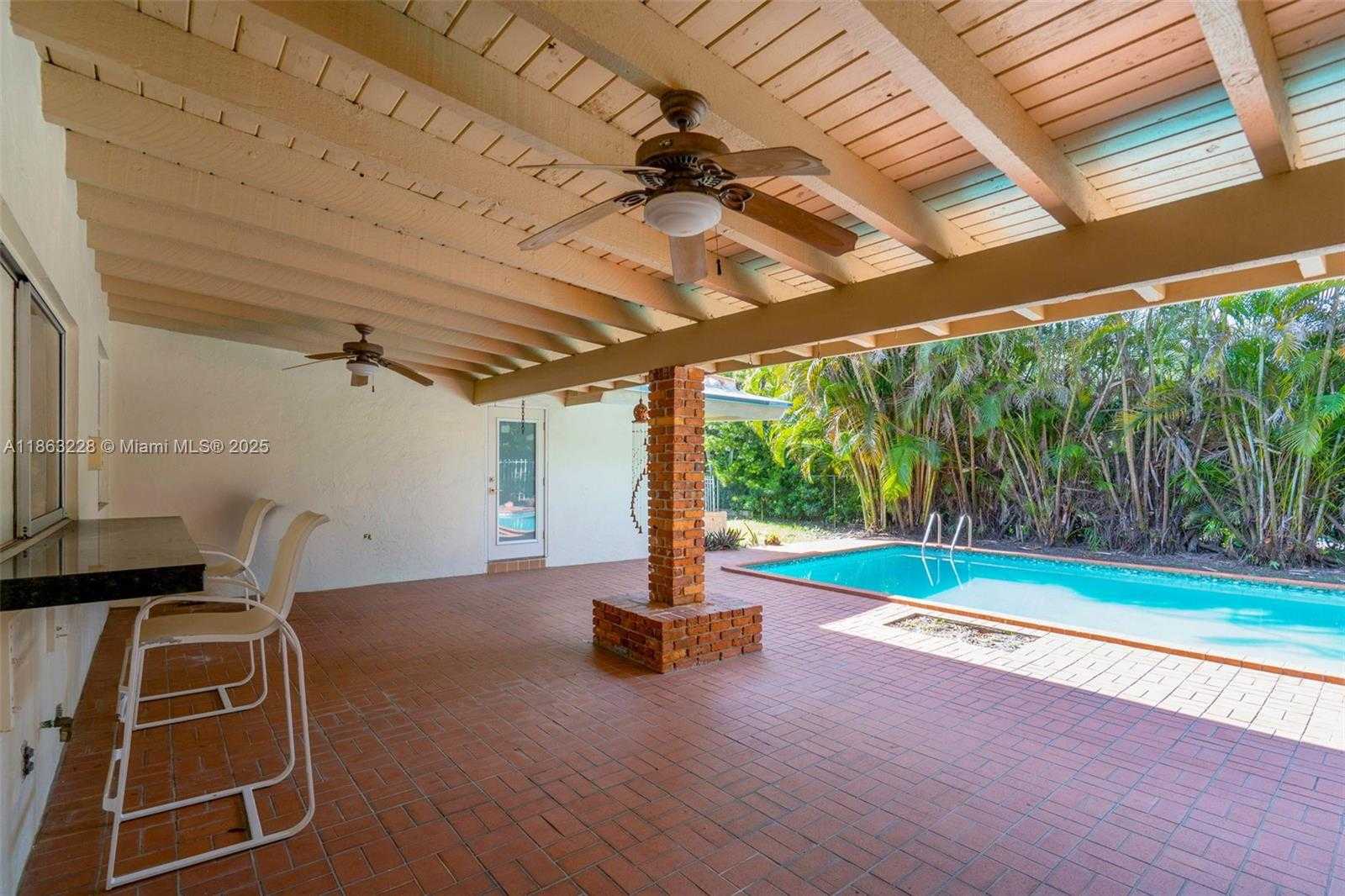 Small Image of 7210 WEST TROON CIR #., Miami Lakes Number 34