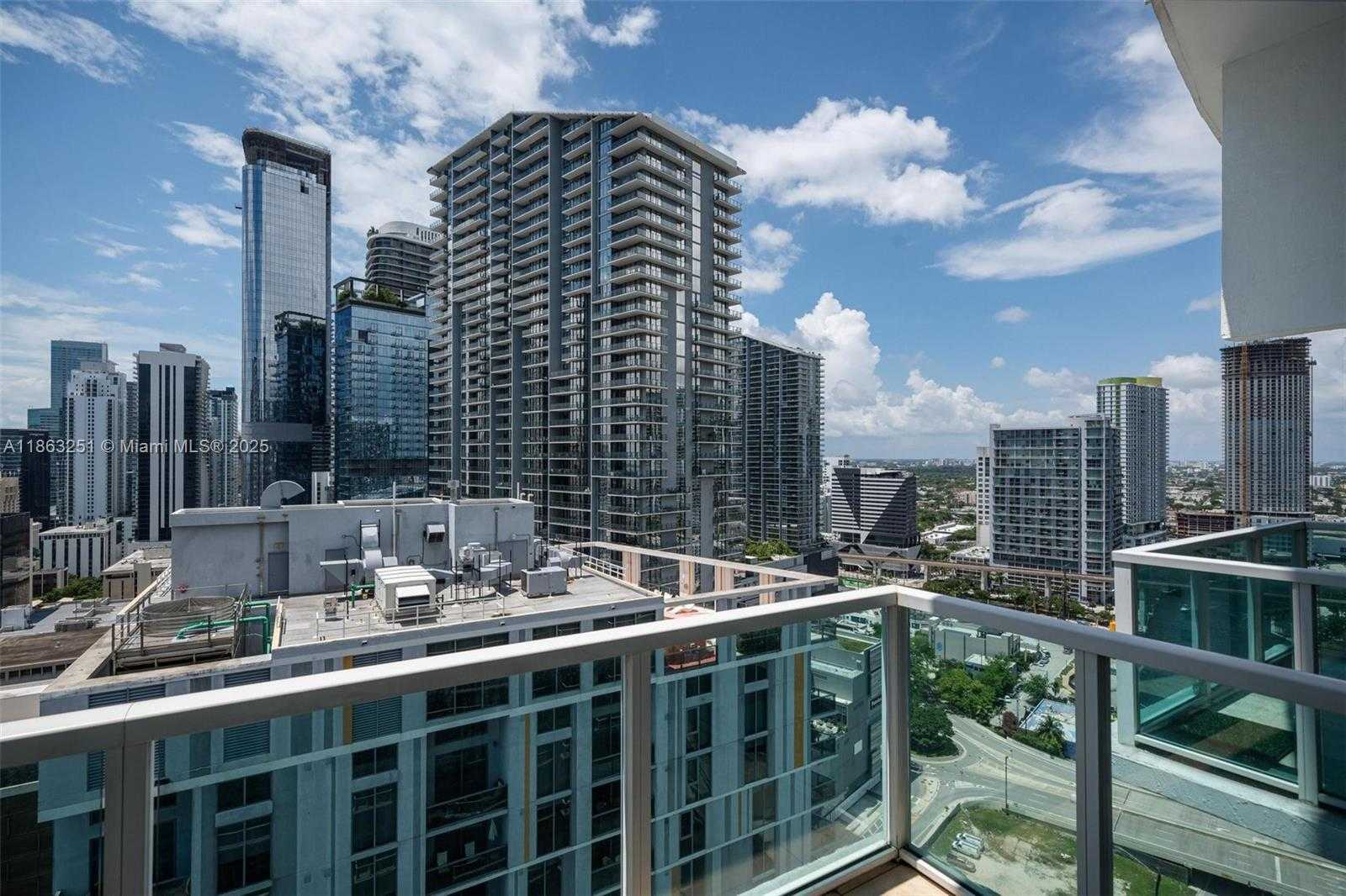 Small Image of 41 SOUTH EAST 5TH ST #1704, Miami Number 14