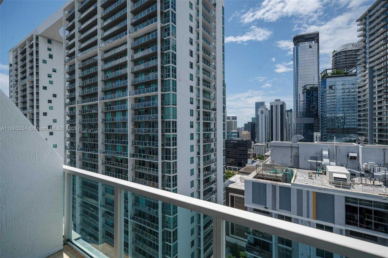 Small Image of 41 SOUTH EAST 5TH ST #1704, Miami Number 16