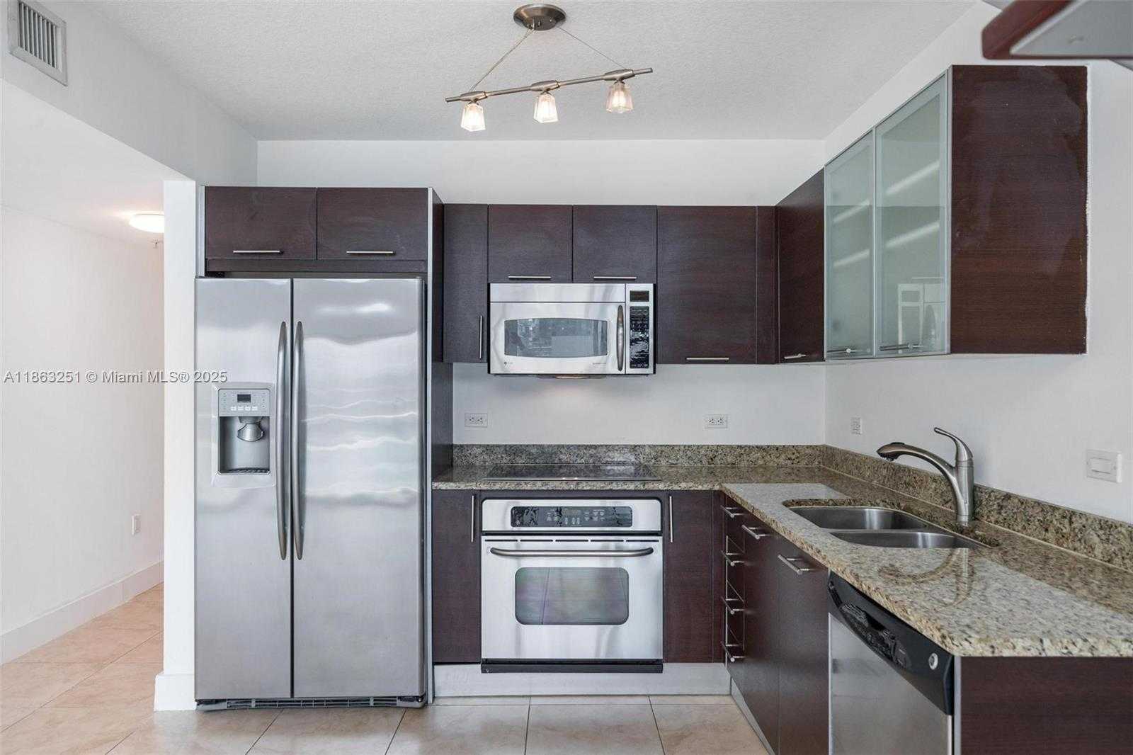 Small Image of 41 SOUTH EAST 5TH ST #1704, Miami Number 7