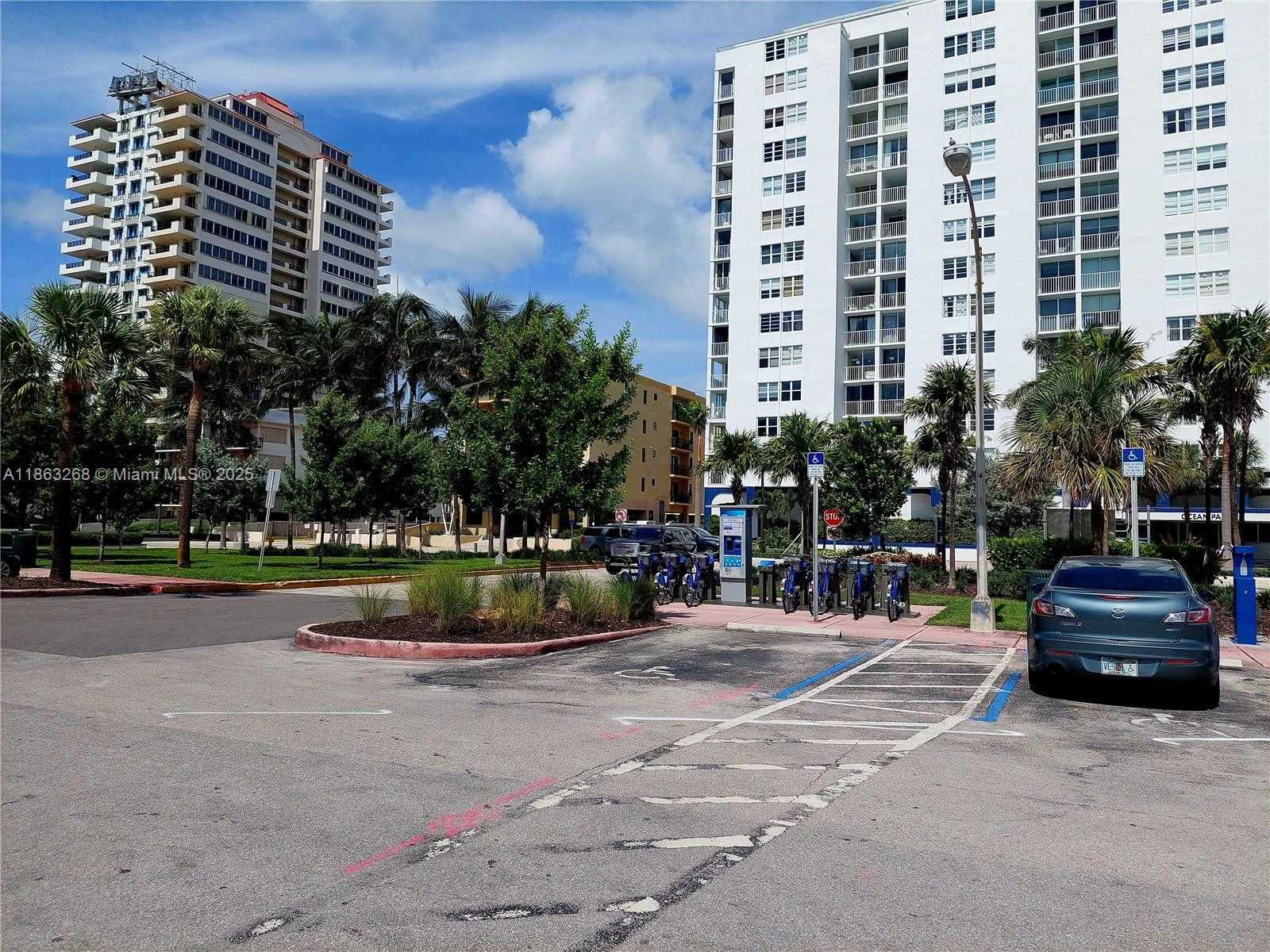 Small Image of 6484 INDIAN CREEK DR #122, Miami Beach Number 14