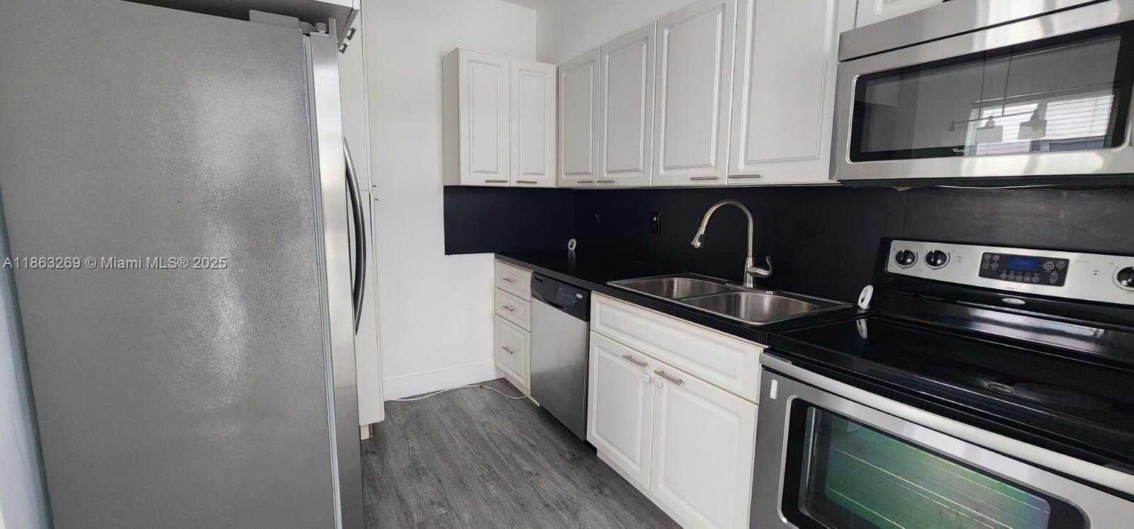 Small Image of 3520 NORTH WEST 20TH ST #1, Miami Number 5