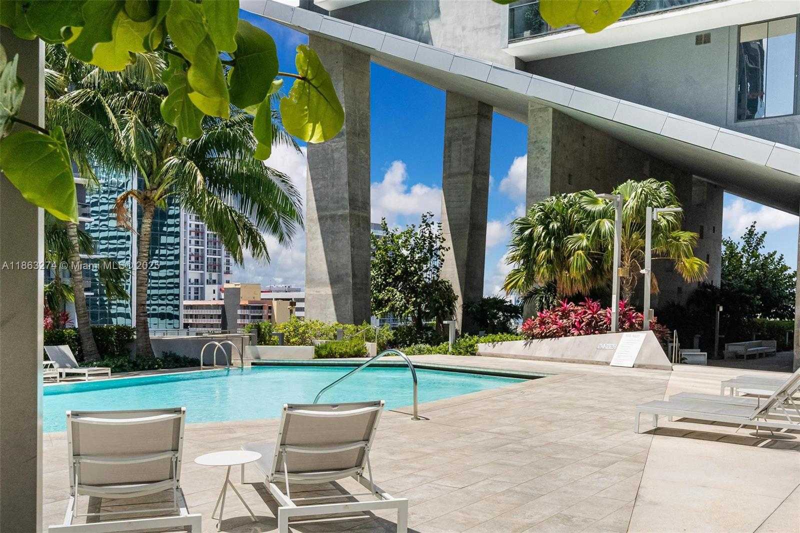 Small Image of 88 SOUTH WEST 7TH ST #1812, Miami Number 25