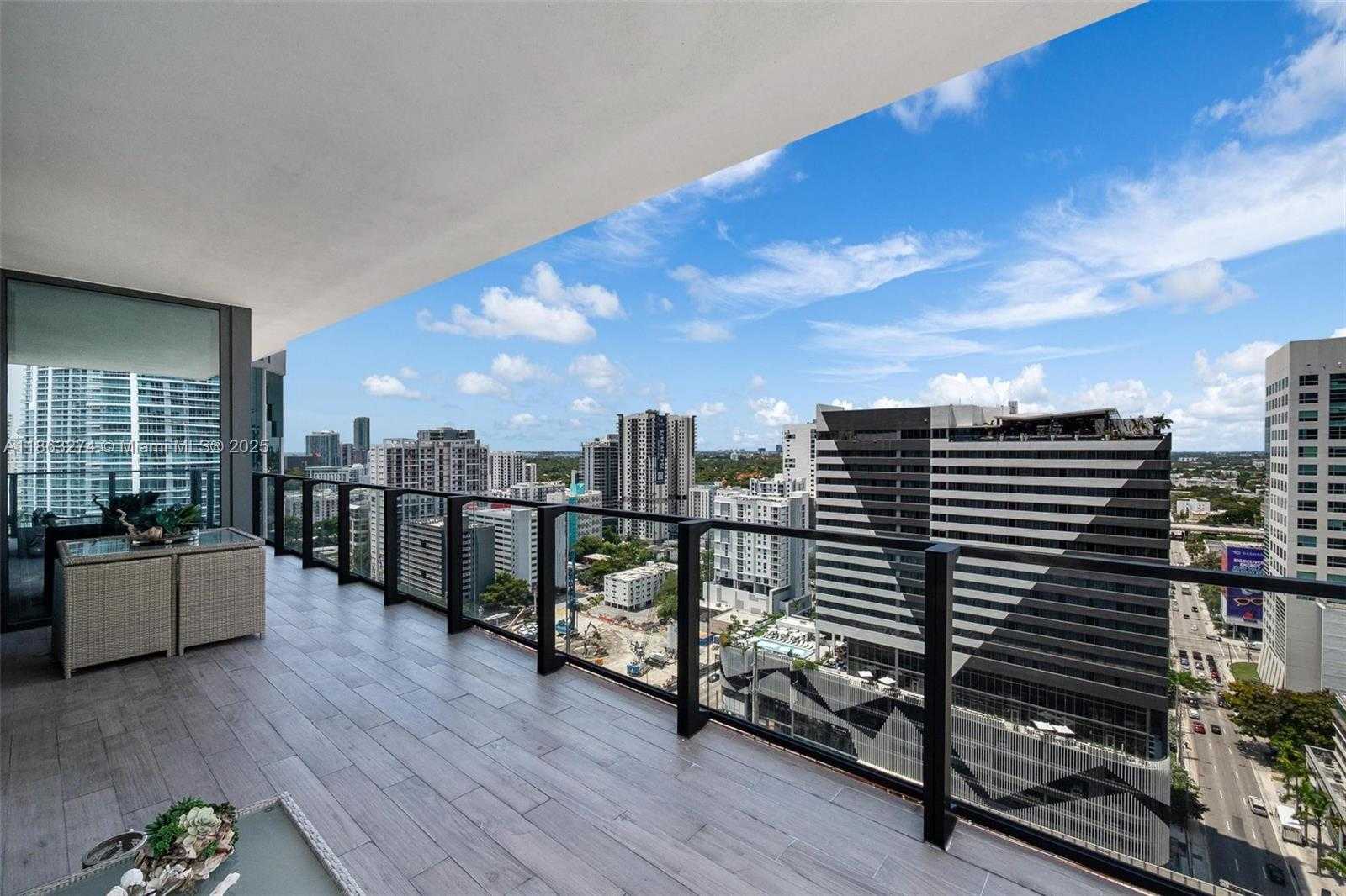 Small Image of 88 SOUTH WEST 7TH ST #1812, Miami Number 5