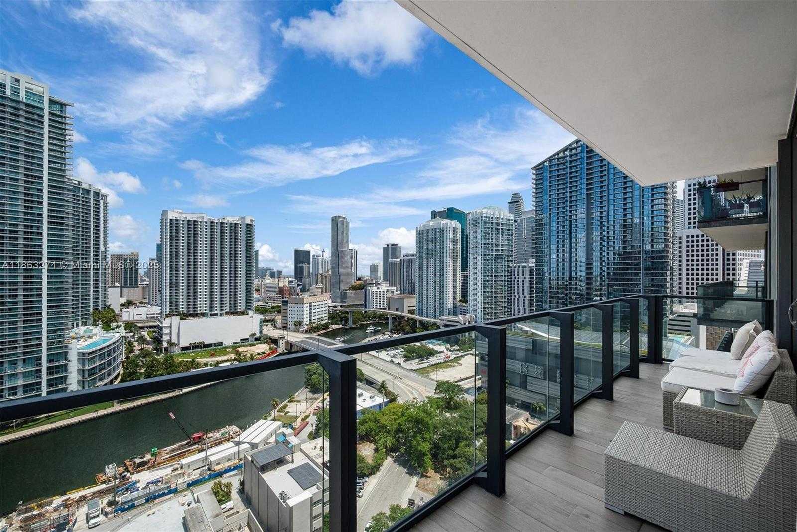 Small Image of 88 SOUTH WEST 7TH ST #1812, Miami Number 6