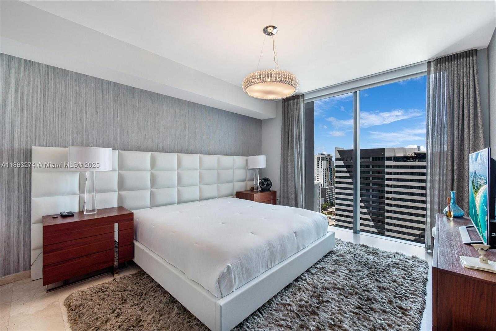 Small Image of 88 SOUTH WEST 7TH ST #1812, Miami Number 8