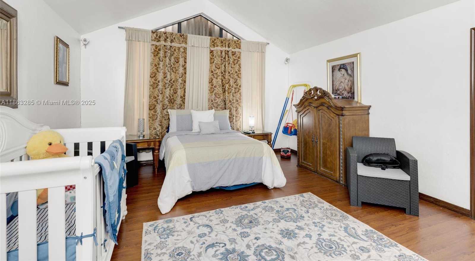 Small Image of 22100 SOUTH WEST 194TH AVE, Miami Number 10