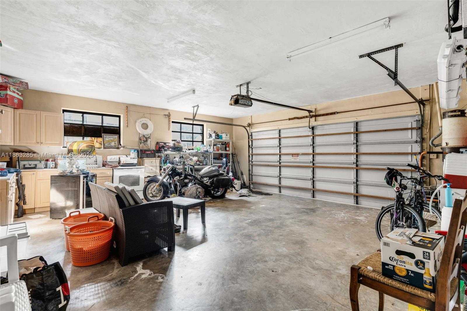 Small Image of 22100 SOUTH WEST 194TH AVE, Miami Number 19