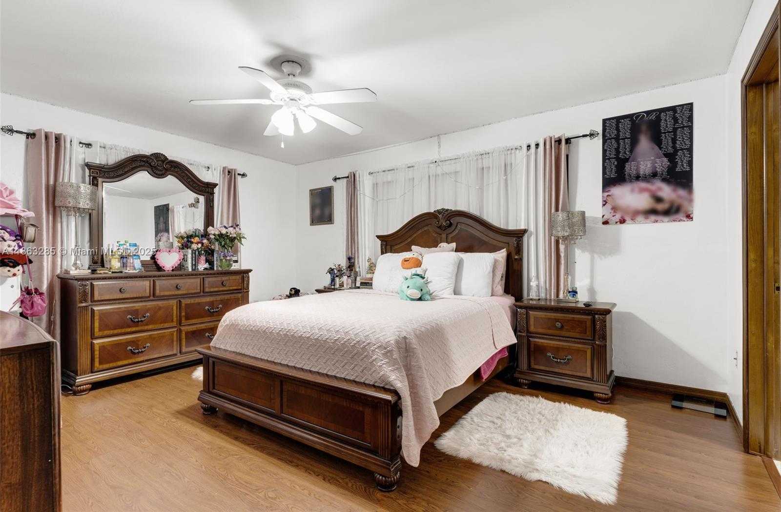 Small Image of 22100 SOUTH WEST 194TH AVE, Miami Number 7