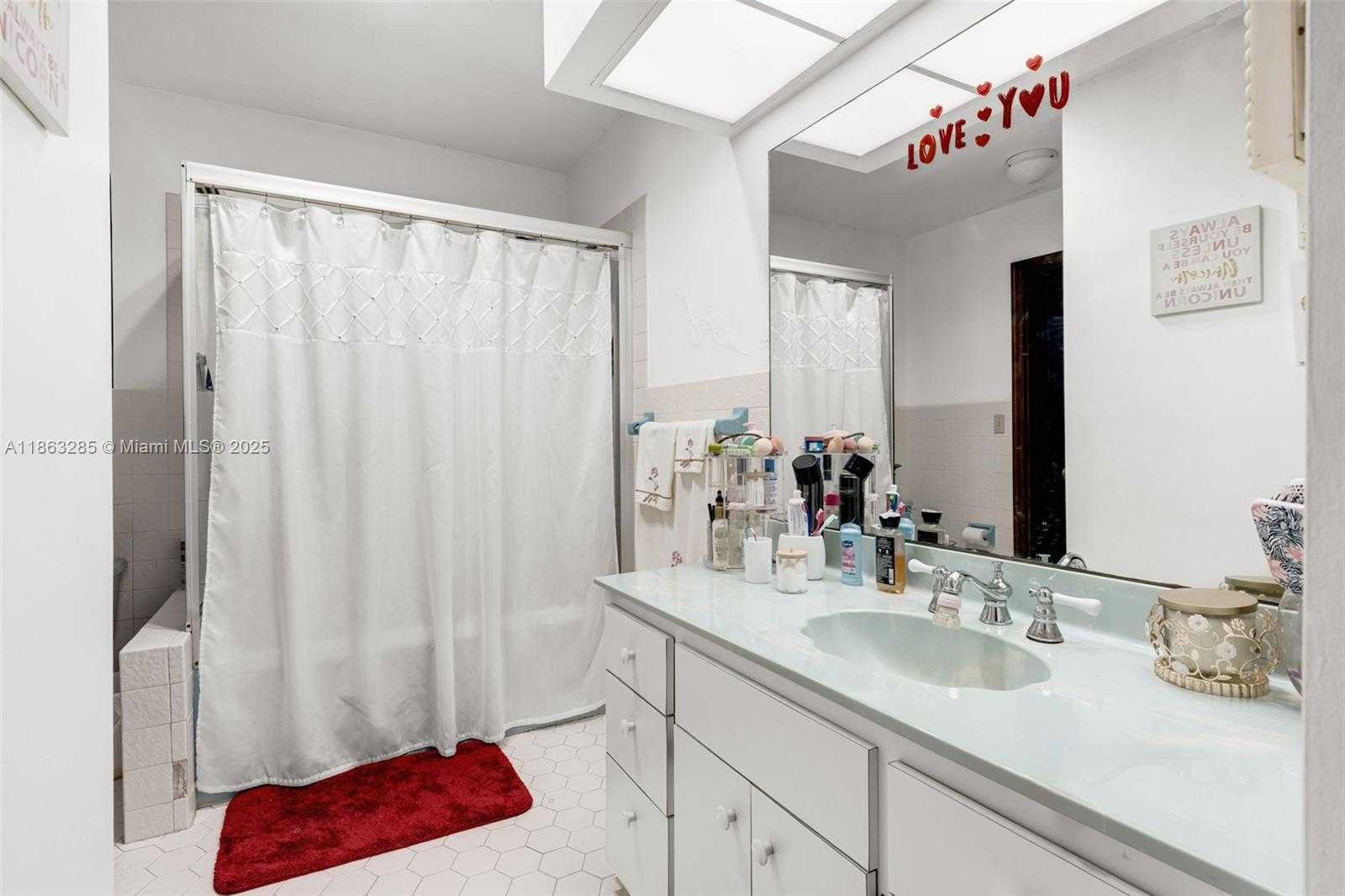 Small Image of 22100 SOUTH WEST 194TH AVE, Miami Number 9