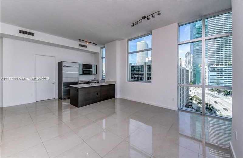 Small Image of 500 BRICKELL AVE #1101, Miami Number 2